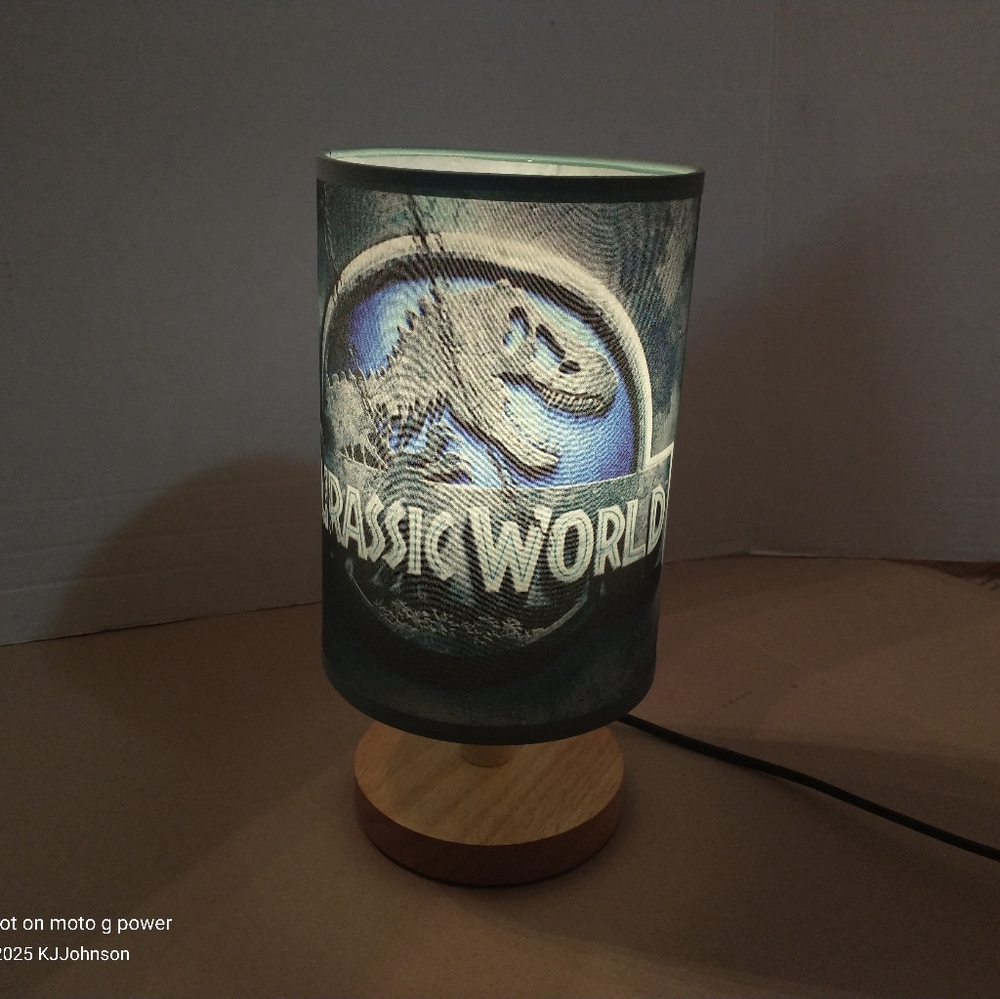 Jurassic World Desk Table Lamp LED Light Bulb Wooden Base- Open Box - Picture 2 of 6